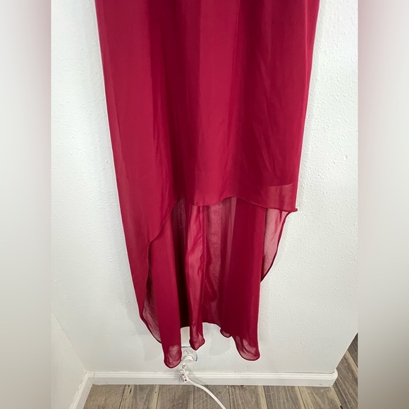 Pompous Girly Women’s Burgundy Off-Shoulder High-Low Dress Size Small 29”-48” - Picture 6 of 10